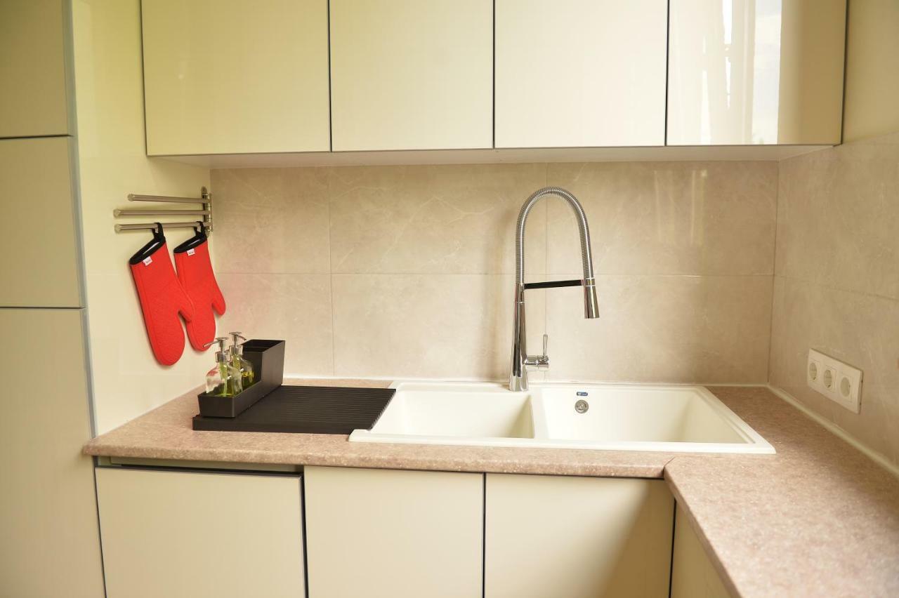 Spacious Modern 2 Bedrooms Apartment in Central Jerevan Buitenkant foto